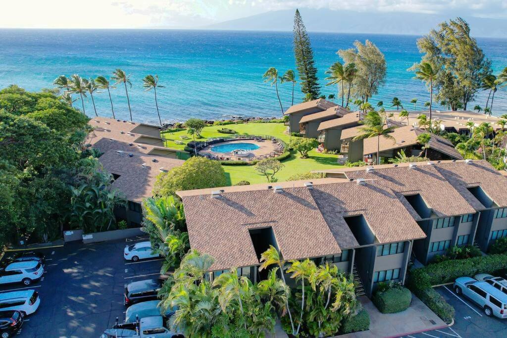 Coral Cove-Poolside Condo And Panoramic Ocean View Kahana Екстериор снимка